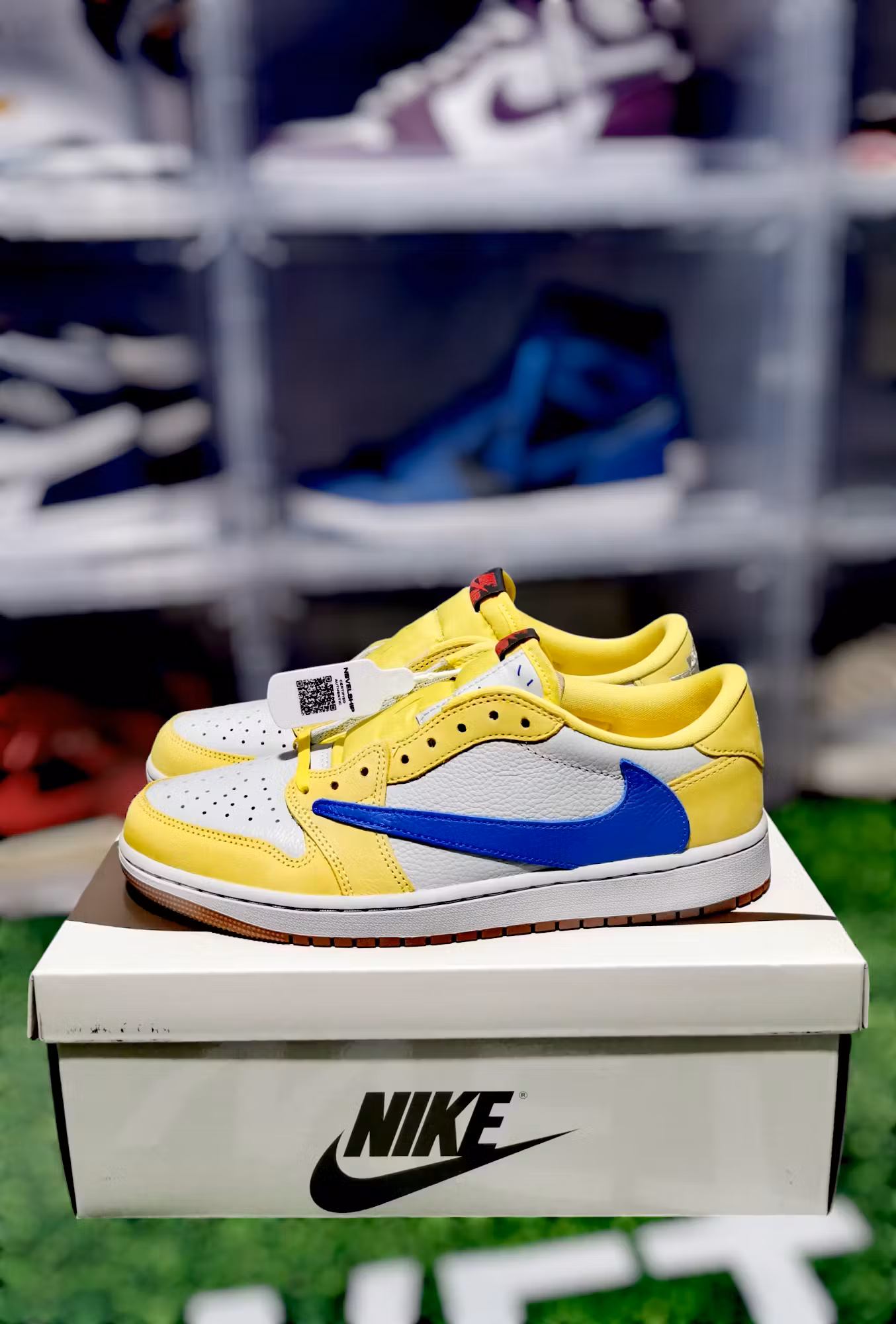 (Women) Travis Scott x Air Jordan 1 Retro Low OG SP 'Canary' DZ4137-700 (Women) Travis Scott x Air Jordan 1 Retro Low OG SP 'Canary' DZ4137-700